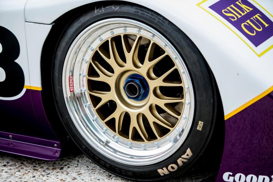Колеса Jaguar XJR11 1990 года  (фото 4 из 16)